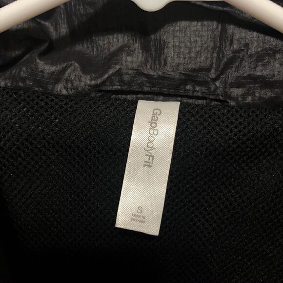 Gap nylon ruffled windbreaker  - Picture 4 of 10